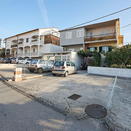 Apartment Ivanka Trogir Exterior foto