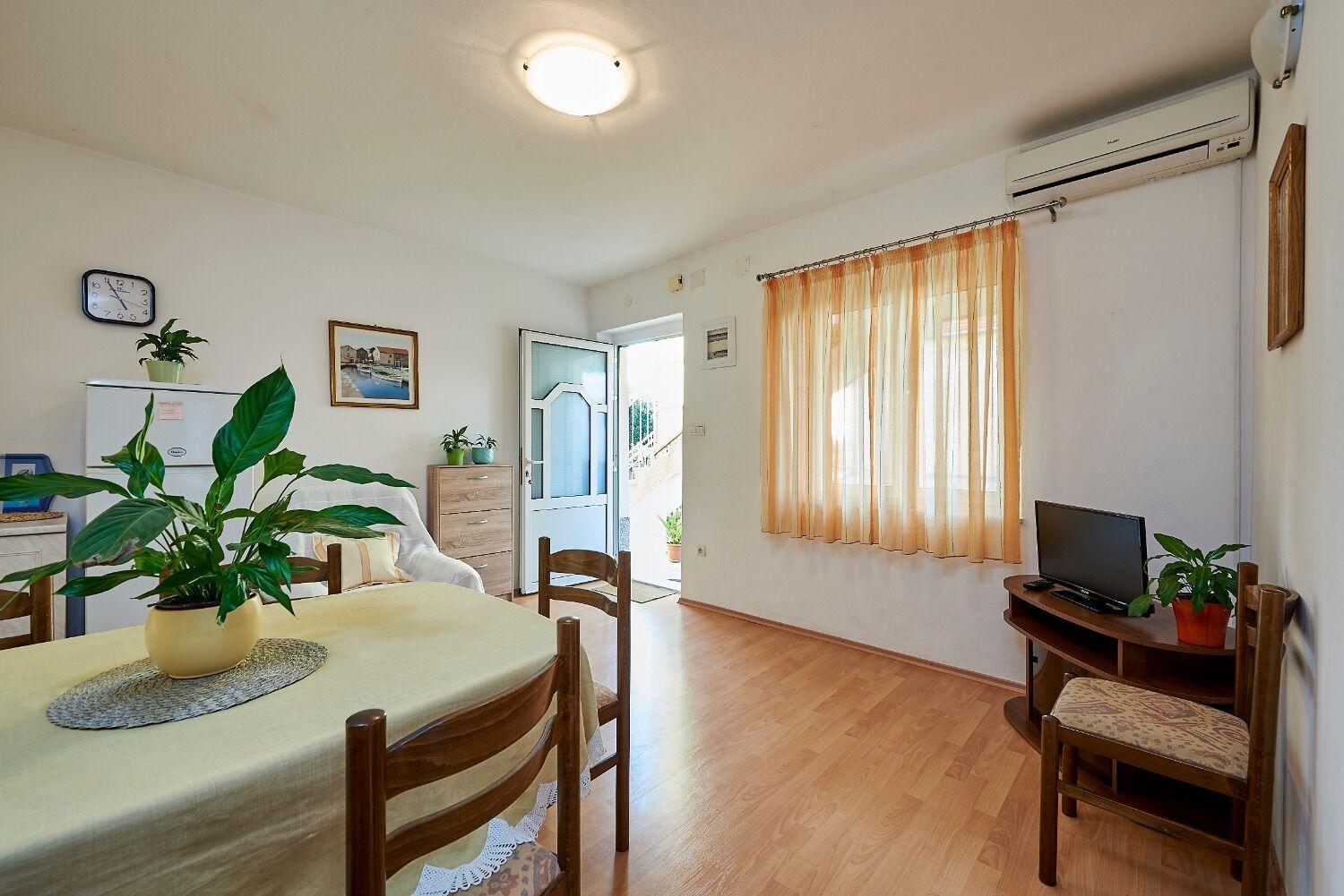Apartment Ivanka Trogir Exterior foto